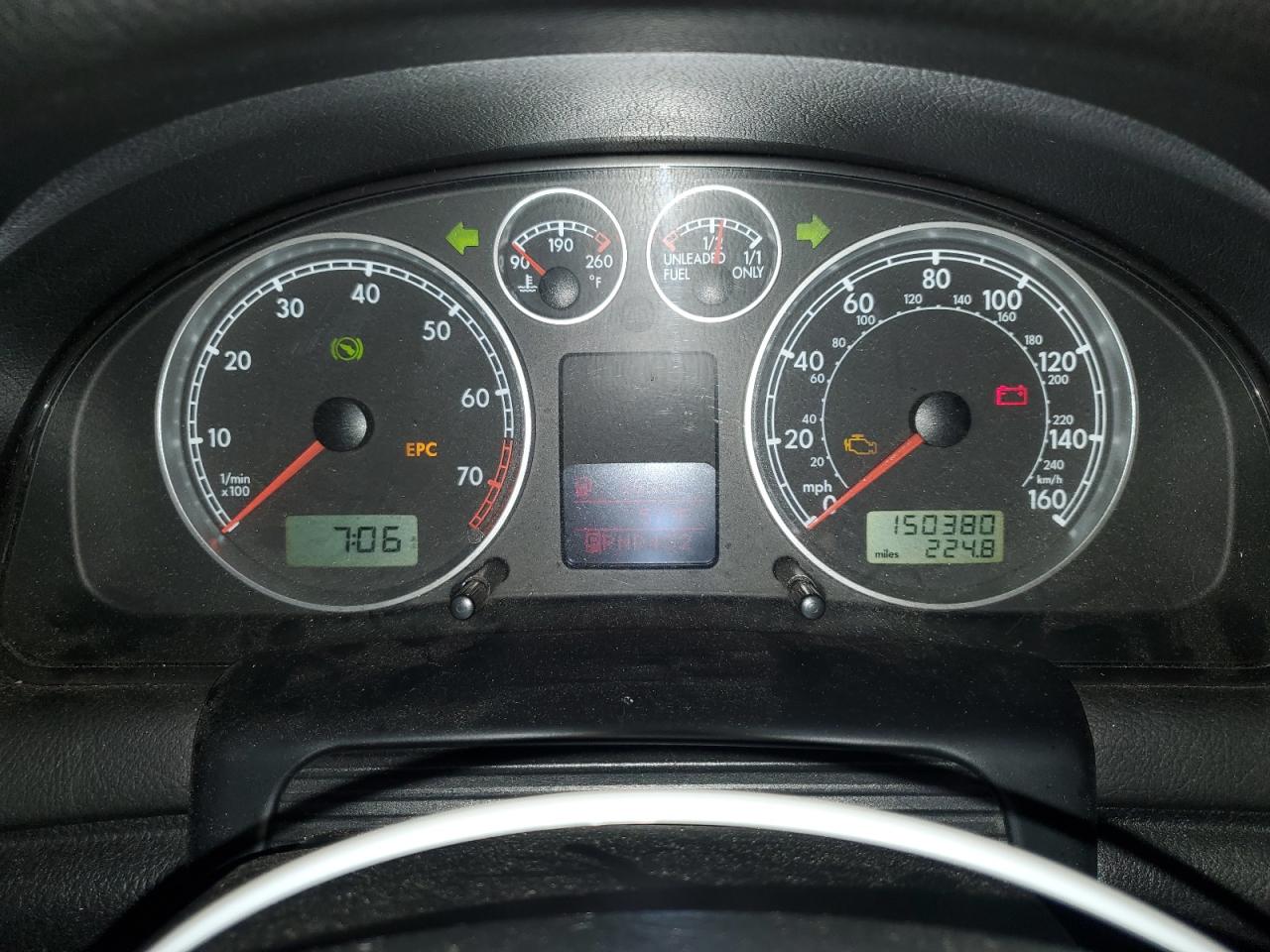 2001 Volkswagen Passat Glx VIN: WVWWH63B11E264156 Lot: 93863465