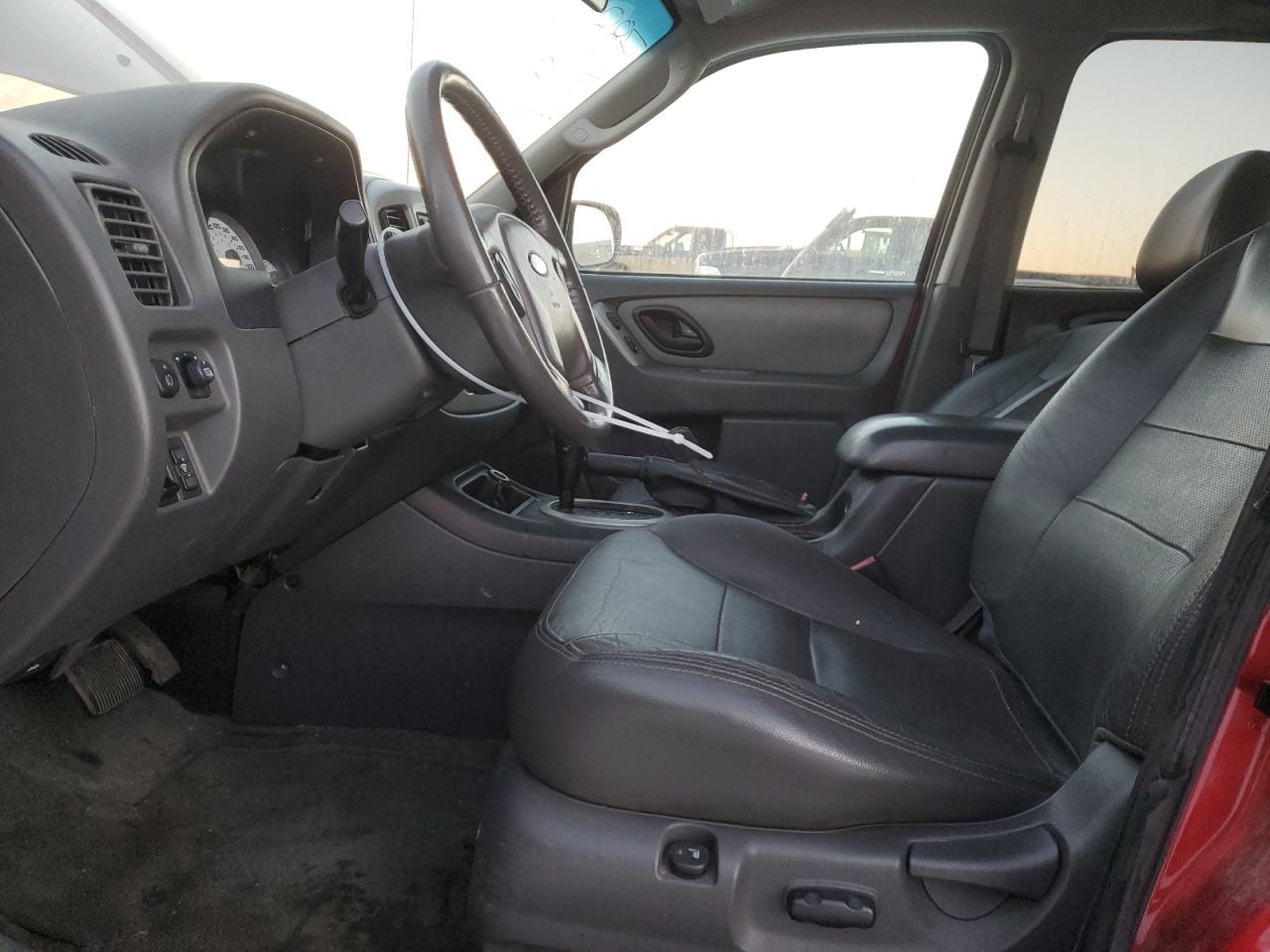 2006 Ford Escape Xlt VIN: 1FMYU93106KC07979 Lot: 93173805