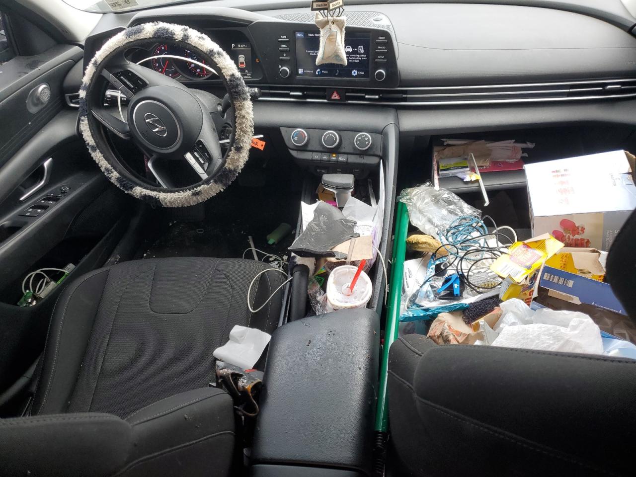 2022 Hyundai Elantra Se VIN: 5NPLL4AG5NH058011 Lot: 90347325