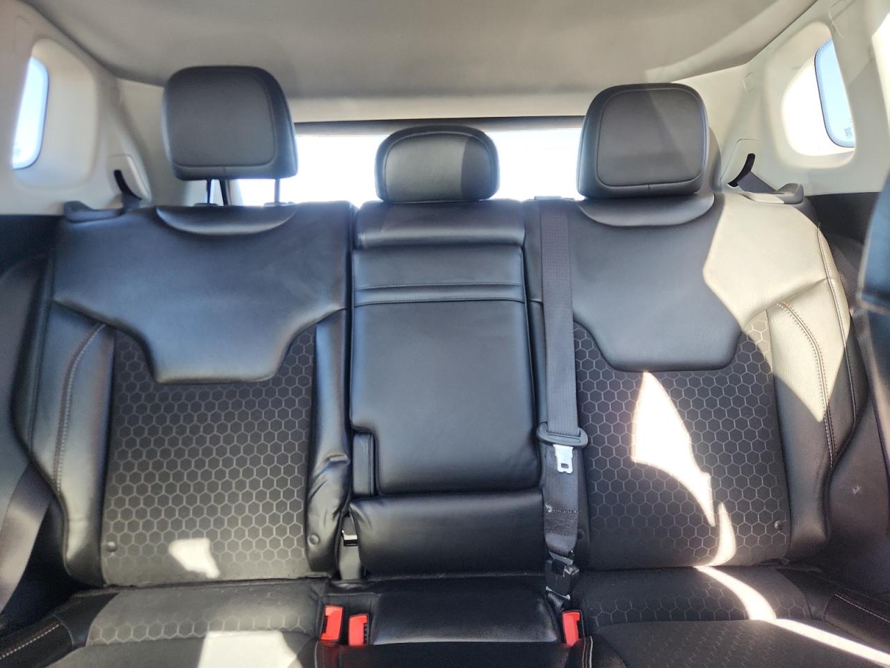 2018 Jeep Compass Latitude VIN: 3C4NJDBB2JT434093 Lot: 93488305