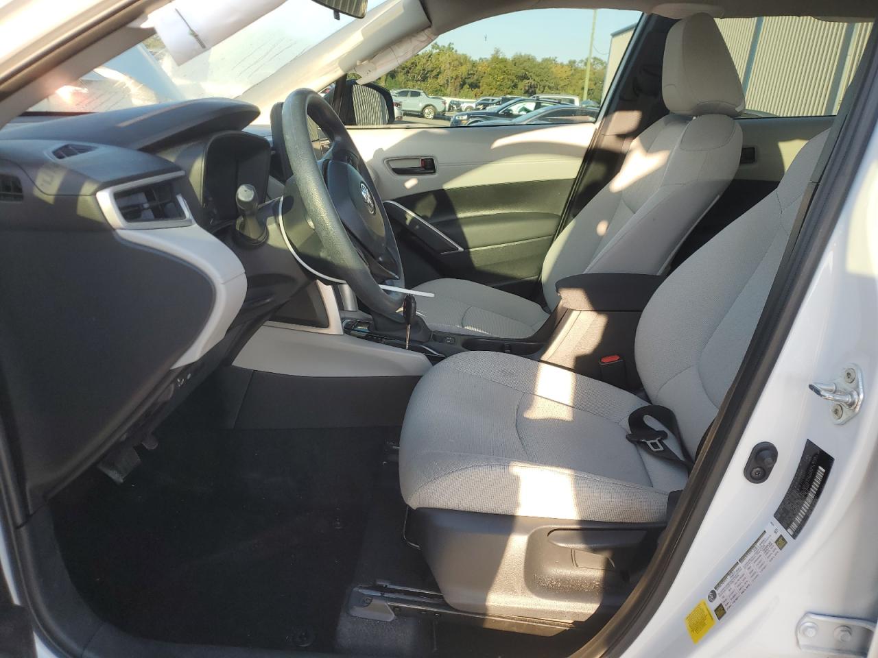 2024 Toyota Corolla Cross L VIN: 7MUAAAAG6RV111851 Lot: 93607125