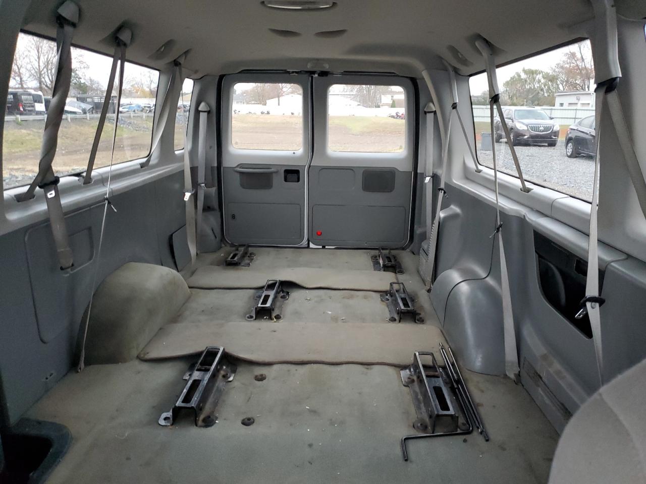 2011 Ford Econoline E350 Super Duty Wagon VIN: 1FBSS3BL3BDB13551 Lot: 92100995