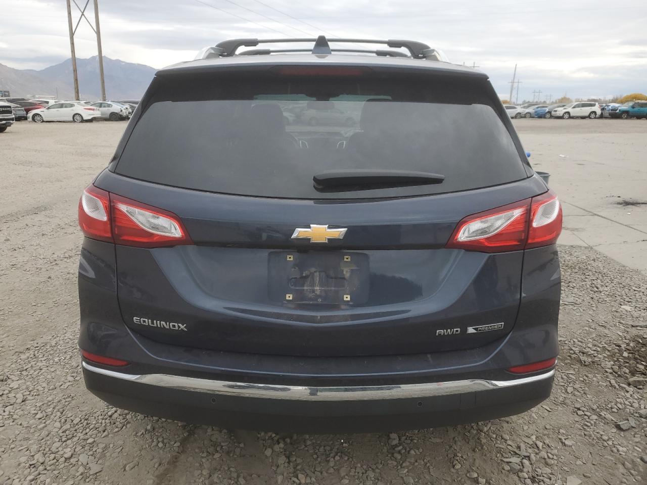 2018 Chevrolet Equinox Premier VIN: 3GNAXVEV1JL131869 Lot: 92955715