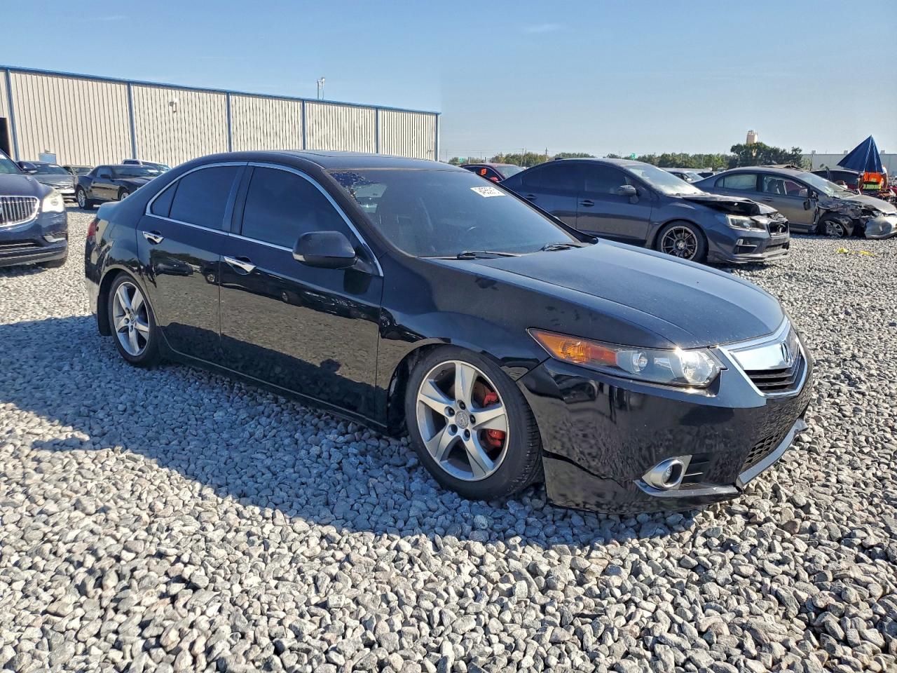 Фото: JH4CU2F45DC011747