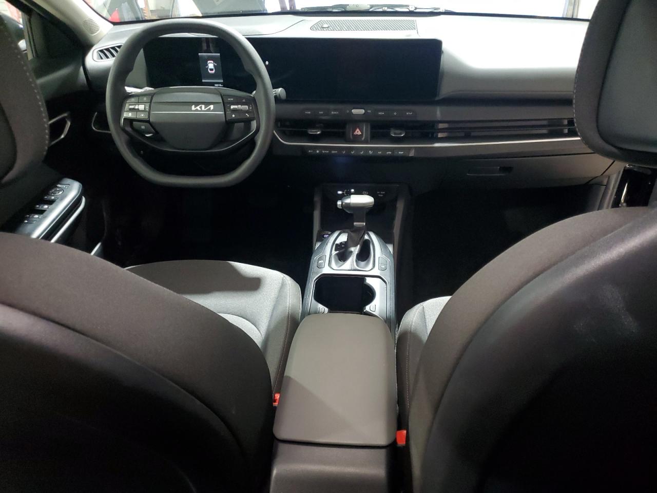 2025 Kia K4 Lx VIN: 3KPFT4DE1SE086282 Lot: 93077525