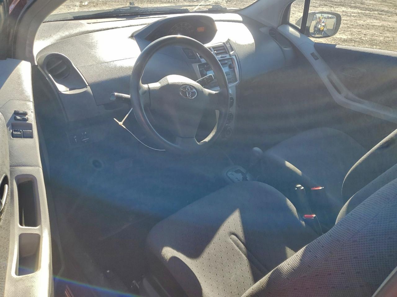 2010 Toyota Yaris VIN: JTDJT4K33A5291799 Lot: 94378525