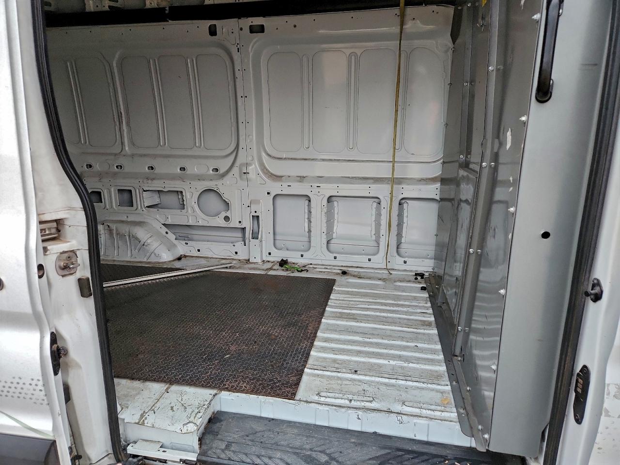 2020 Ford Transit T-250 VIN: 1FTBR1X85LKA34153 Lot: 89676095