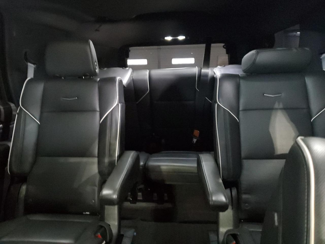 2022 Cadillac Escalade Premium Luxury VIN: 1GYS4BKL8NR271949 Lot: 92295405