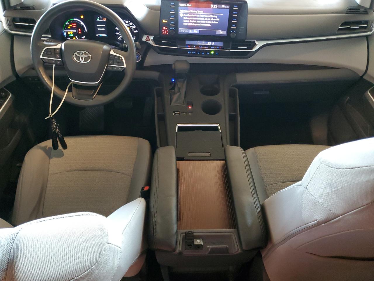 2021 Toyota Sienna Le VIN: 5TDKRKEC5MS053633 Lot: 93055705