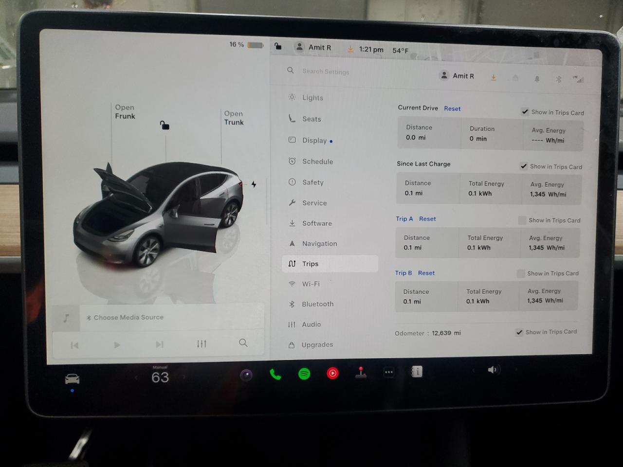 2024 Tesla Model Y VIN: 7SAYGDEE0RA287753 Lot: 92949505