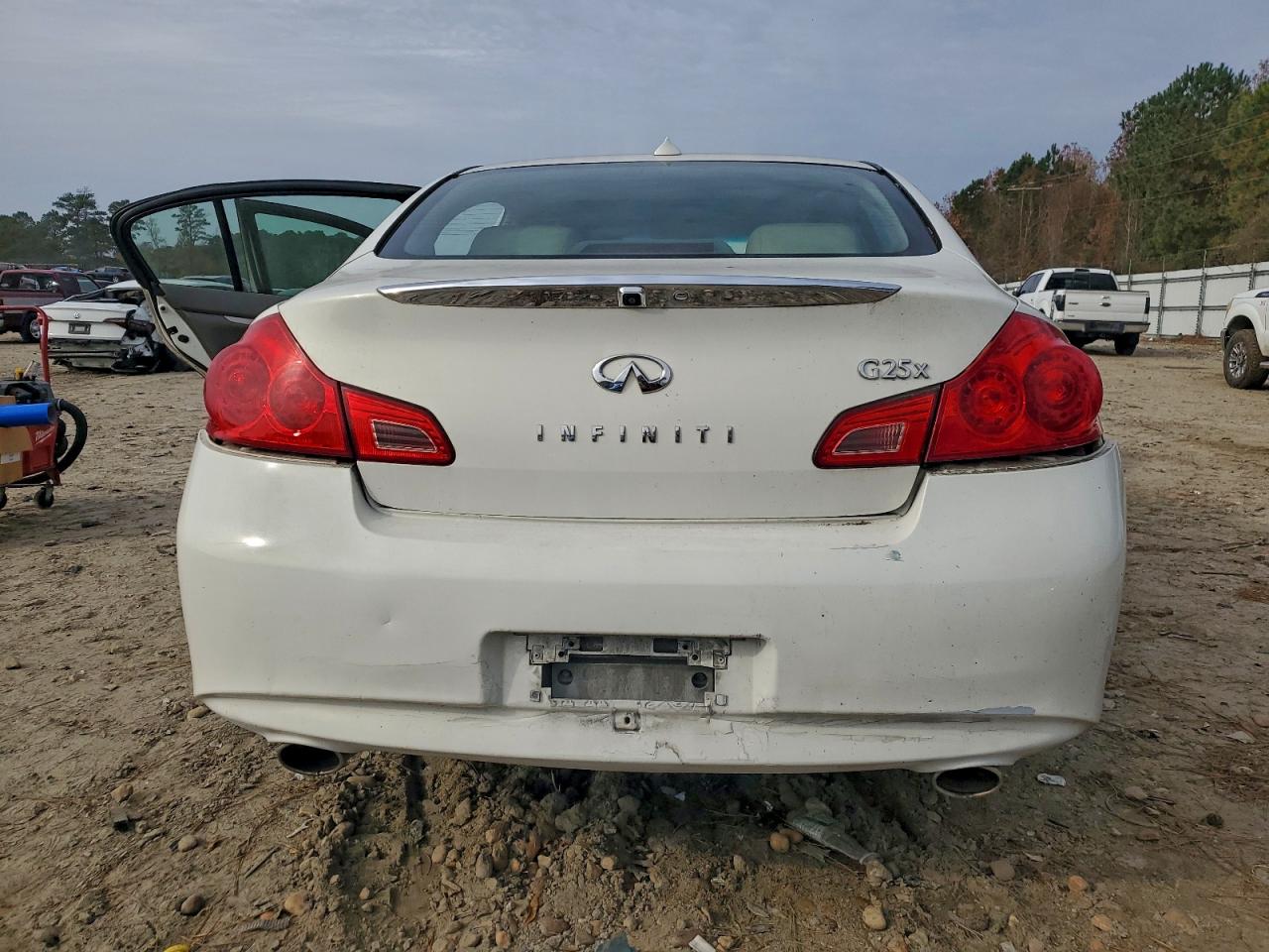 2011 Infiniti G25 VIN: JN1DV6AR1BM650201 Lot: 93659195
