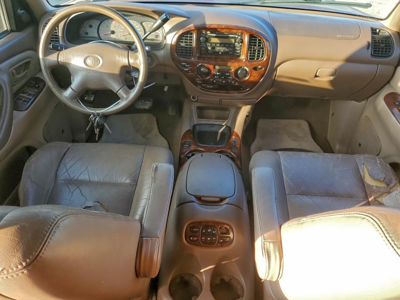 2002 Toyota Sequoia Sr5 VIN: 5TDZT34A52S126678 Lot: 93482275