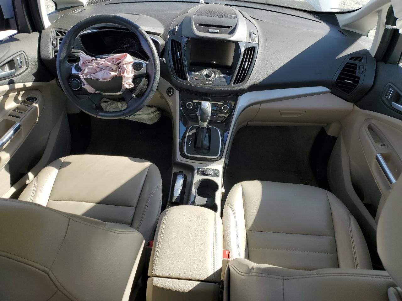 2016 Ford C-Max Sel VIN: 1FADP5BU8GL111064 Lot: 92590895