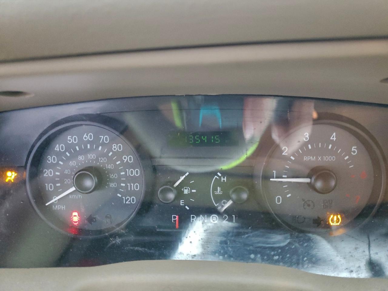 2008 Mercury Grand Marquis Gs VIN: 2MEFM74V78X608333 Lot: 94519325