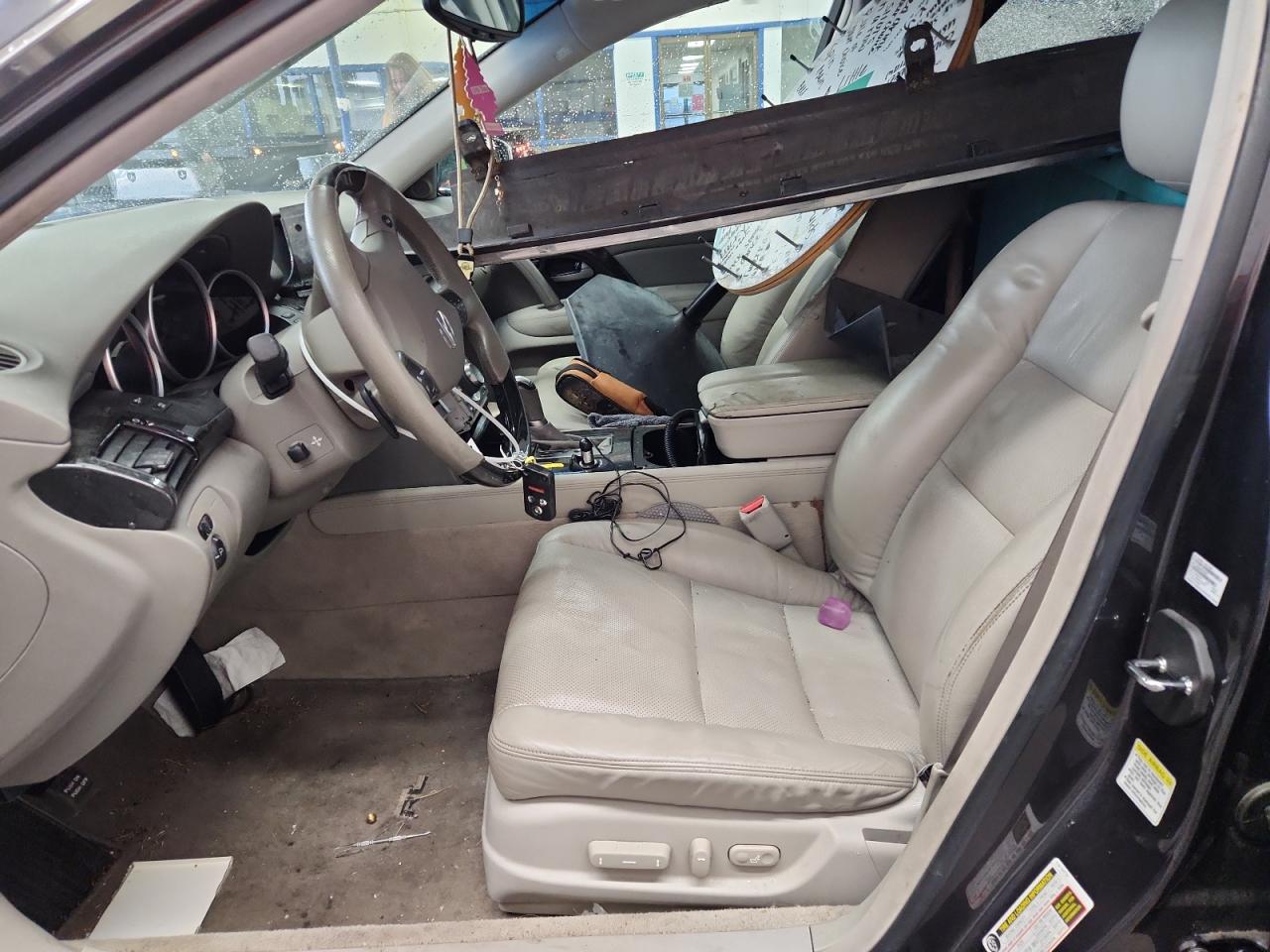 2011 Acura Rl VIN: JH4KB2F67BC000961 Lot: 91590735