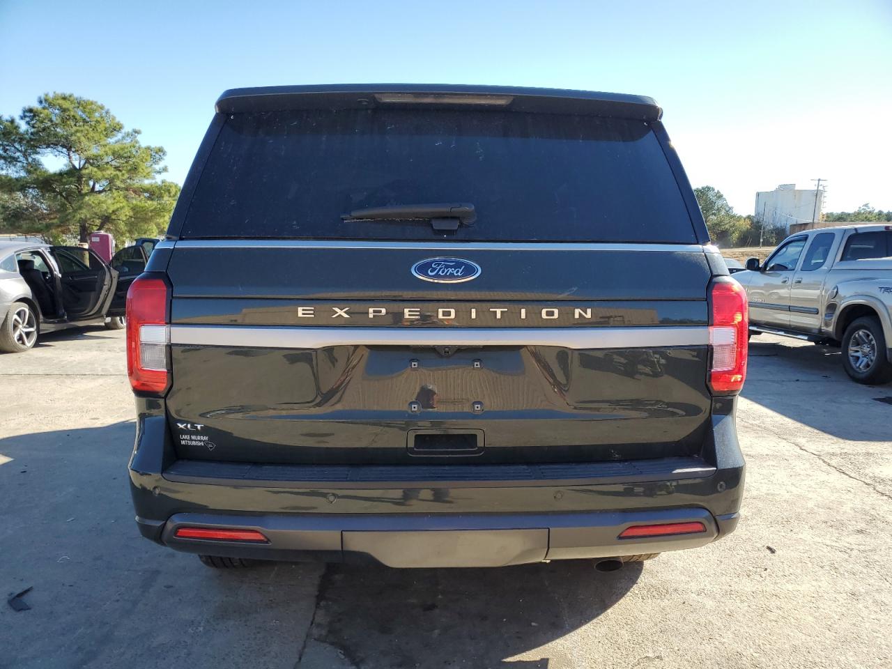 2022 Ford Expedition Xlt VIN: 1FMJU1HTXNEA41173 Lot: 92673955