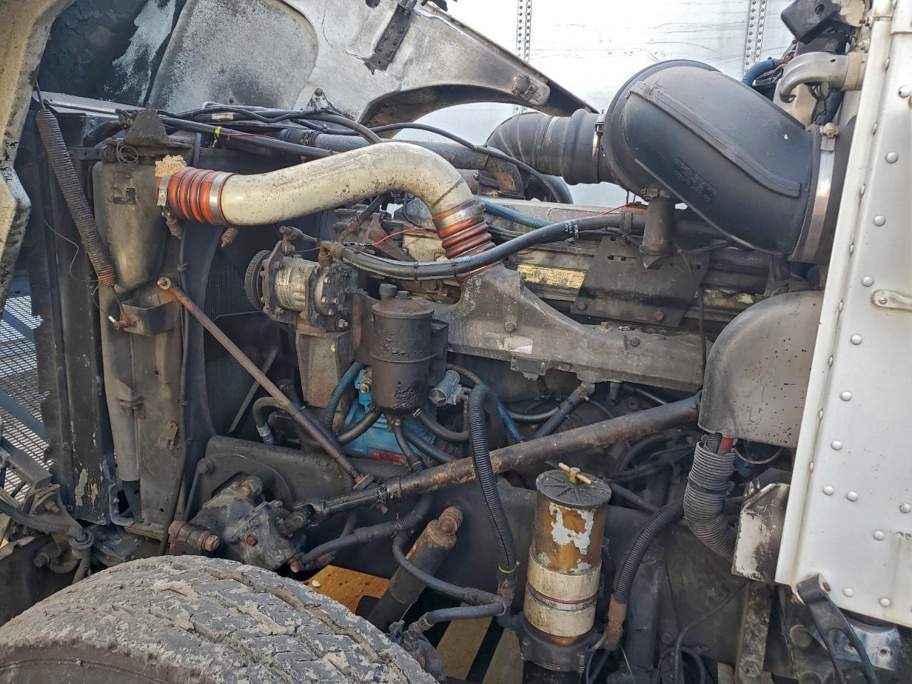 1997 Peterbilt 377 VIN: 1XPCDR8X0VN427727 Lot: 93626925