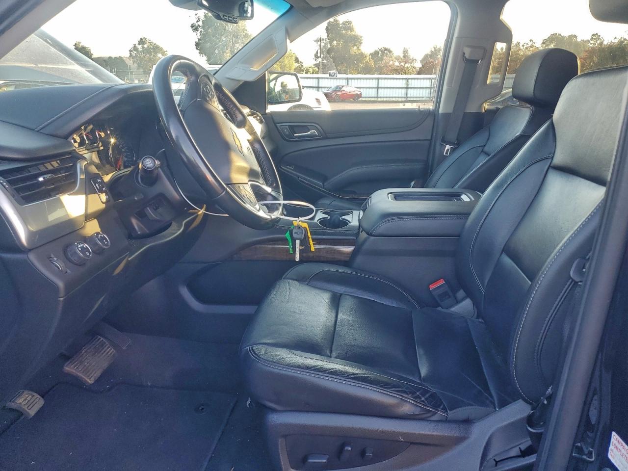 2019 Chevrolet Suburban K1500 Lt VIN: 1GNSKHKC1KR276346 Lot: 93153935