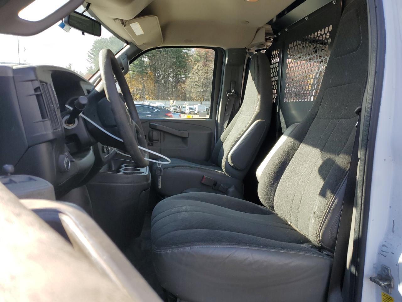 2021 GMC Savana G2500 Delivery Van VIN: 1GTW7AF73M1246735 Lot: 92035705