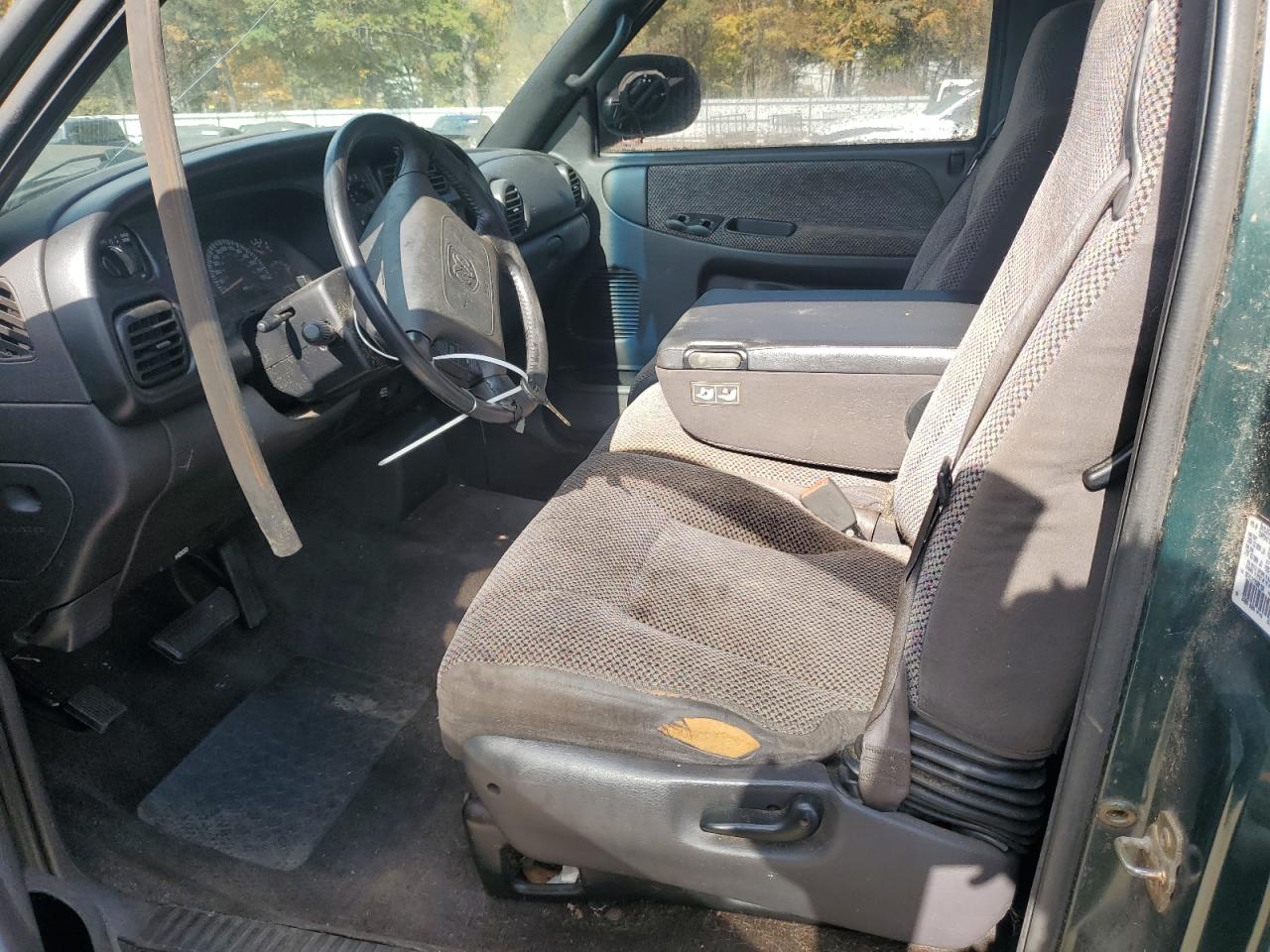 1999 Dodge Ram 1500 VIN: 3B7HC12Y7XG201936 Lot: 90822775