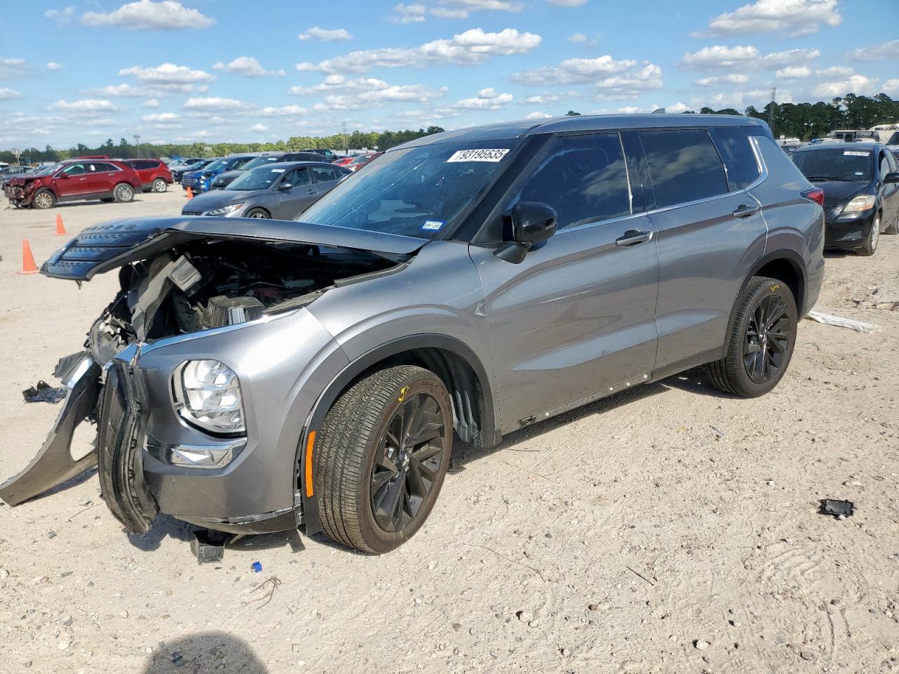 2022 Mitsubishi Outlander Se