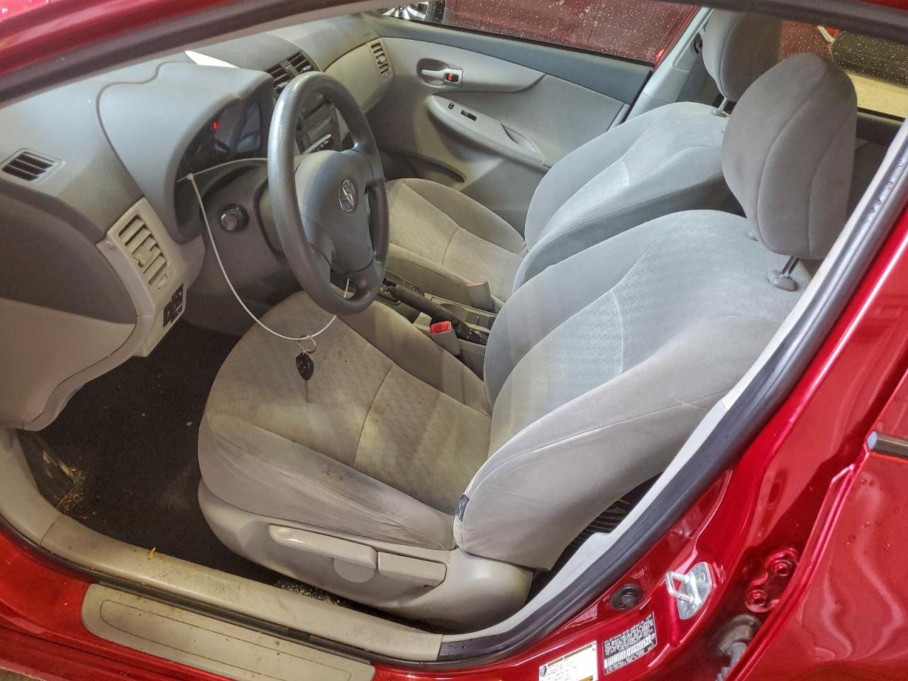 2009 Toyota Corolla Base VIN: JTDBL40E199092215 Lot: 94097445