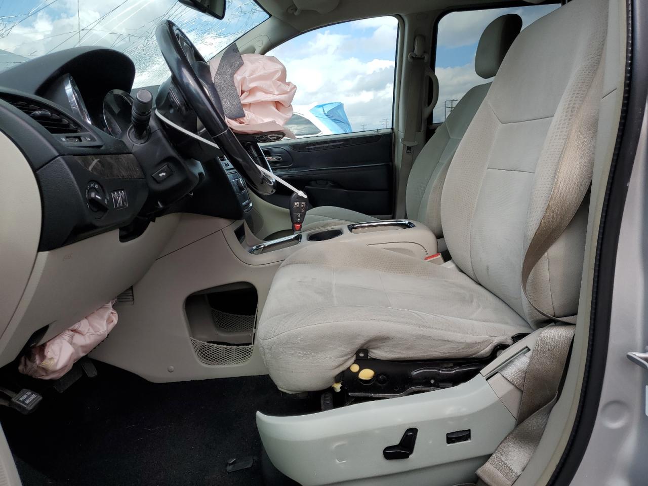 2011 Dodge Grand Caravan Crew VIN: 2D4RN5DG4BR787155 Lot: 92686775