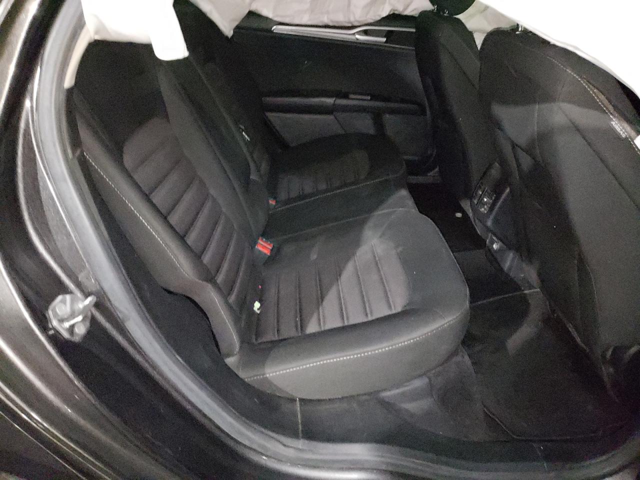 2017 Ford Fusion Se VIN: 159160 Lot: 91749055