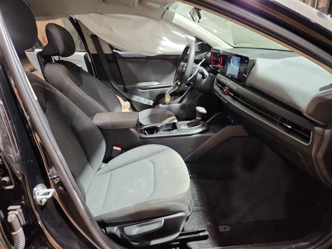 2025 Kia K4 Lx VIN: 3KPFT4DE6SE022982 Lot: 92411235