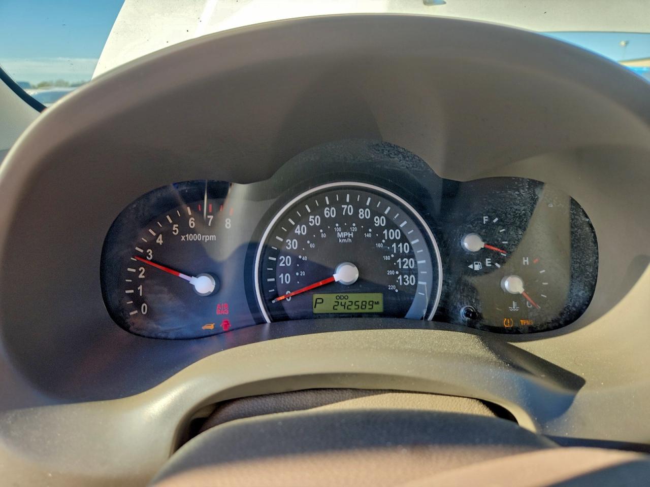 2010 Kia Sedona Lx VIN: KNDMG4C35A6327230 Lot: 94782675