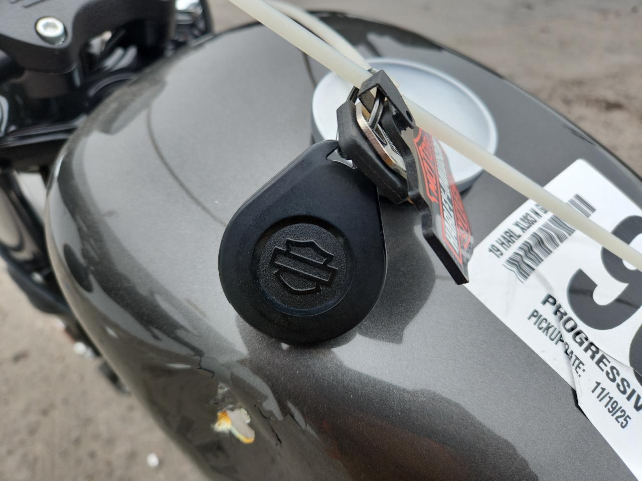 2019 Harley-Davidson Xl883 N VIN: 1HD4LE211KC401312 Lot: 93354945