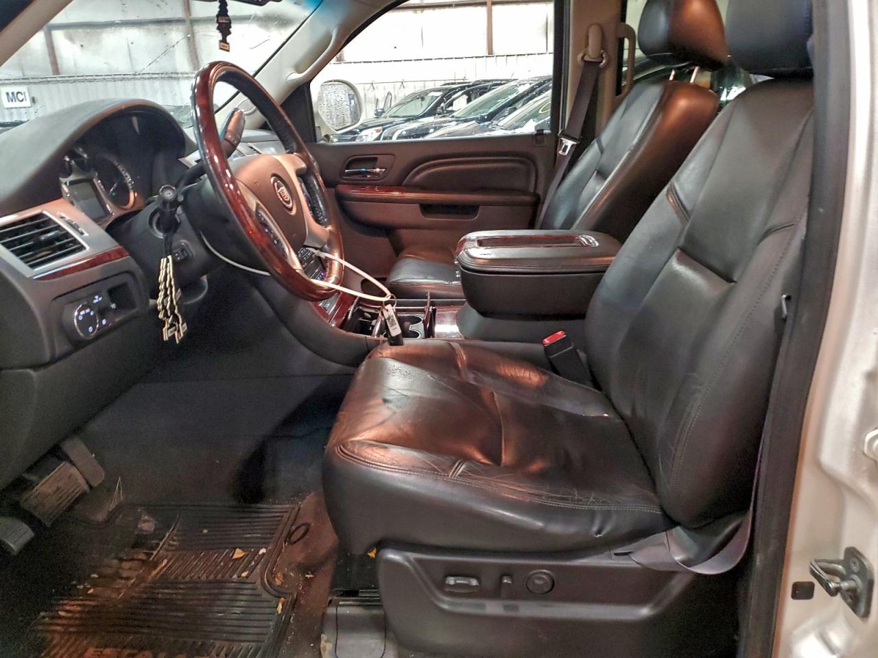 2012 Cadillac Escalade Esv Premium VIN: 1GYS4JEF5CR217599 Lot: 92811305