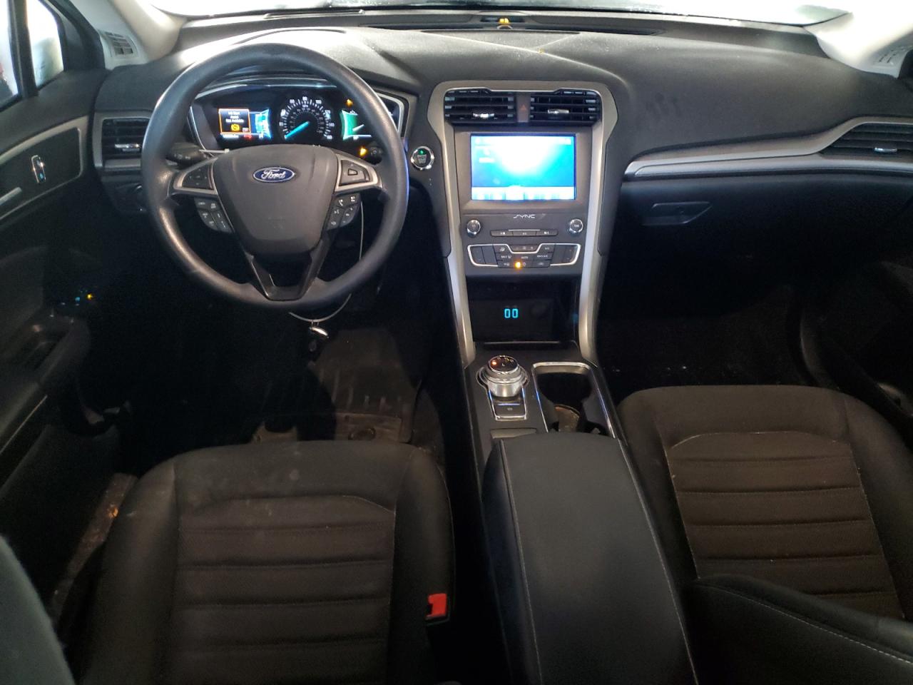 2020 Ford Fusion Se VIN: 3FA6P0HD4LR123243 Lot: 91568325