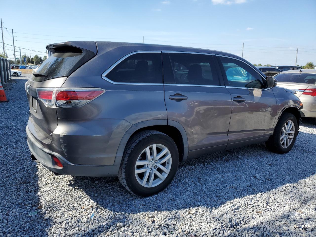 2015 Toyota Highlander Le VIN: 5TDZKRFH8FS049486 Lot: 93268845
