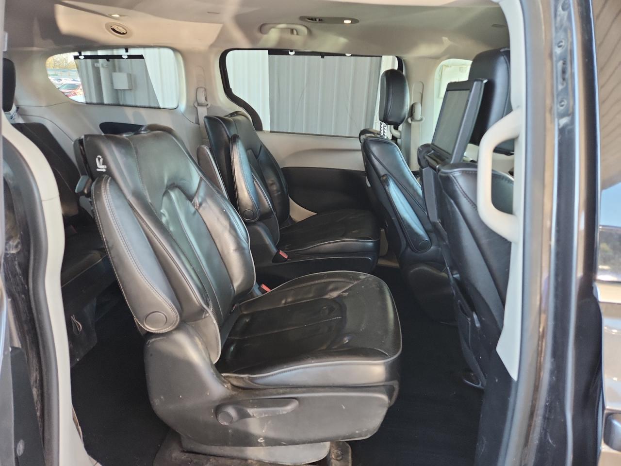 2018 Chrysler Pacifica Hybrid Limited VIN: 2C4RC1N77JR178439 Lot: 92054115