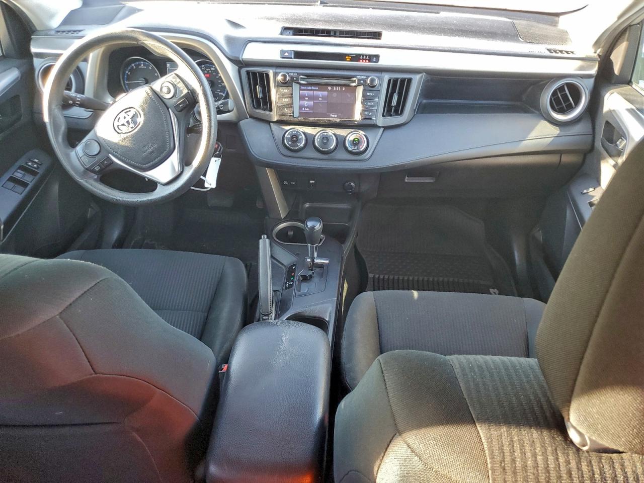 2018 Toyota Rav4 Le VIN: 2T3ZFREV6JW518111 Lot: 93996975