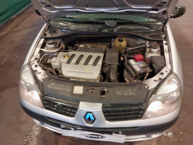 2005 RENAULT CLIO 1.4 16V EXPRESSION 5DR AUTO