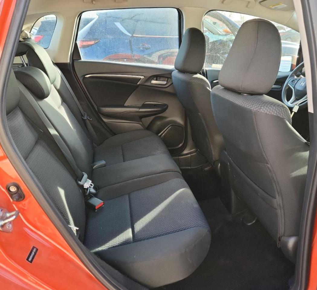 2020 Honda Fit Lx VIN: 3HGGK5H43LM710915 Lot: 92211475