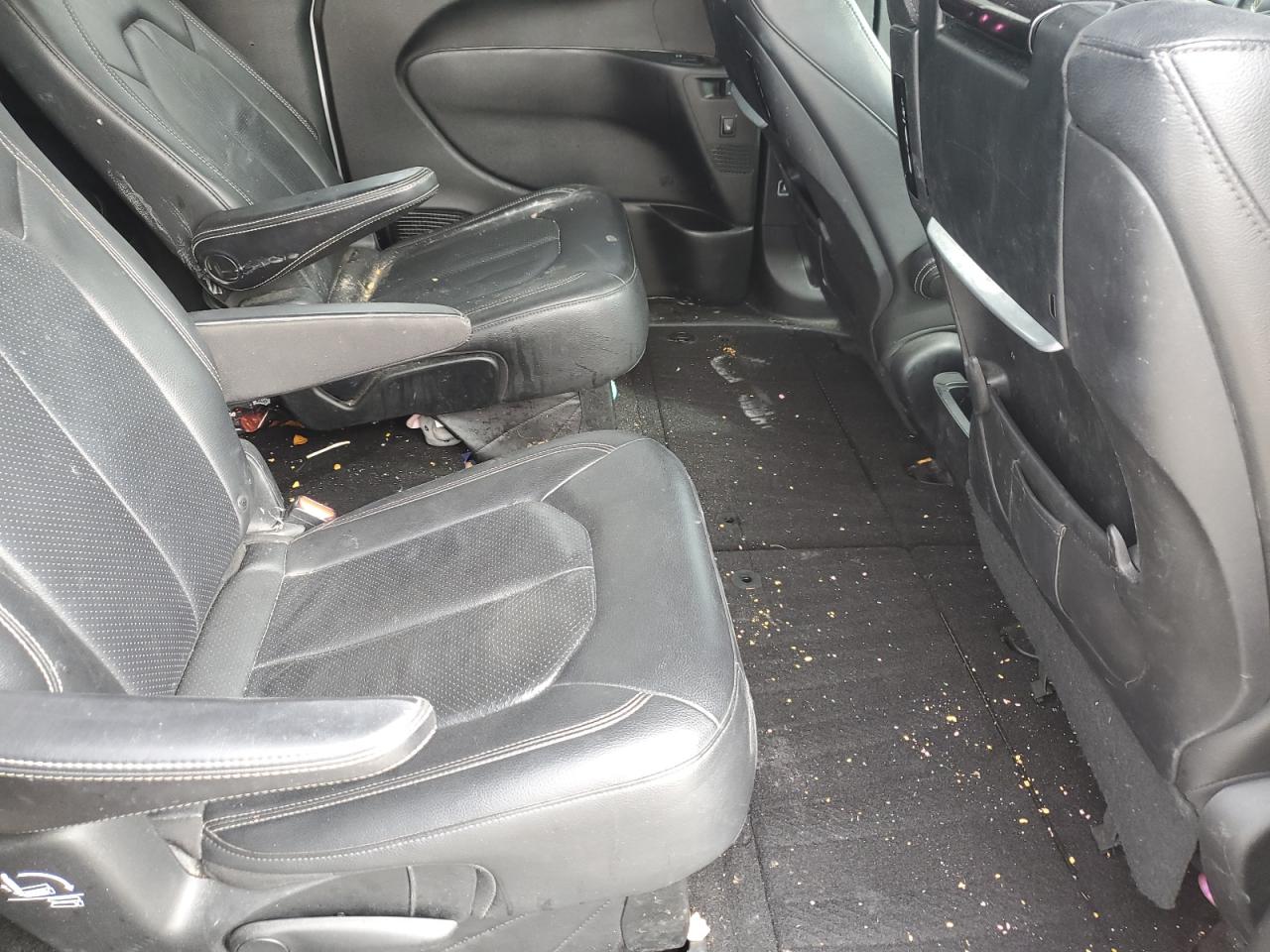 2018 Chrysler Pacifica Touring L Plus VIN: 2C4RC1EG0JR197463 Lot: 92090915