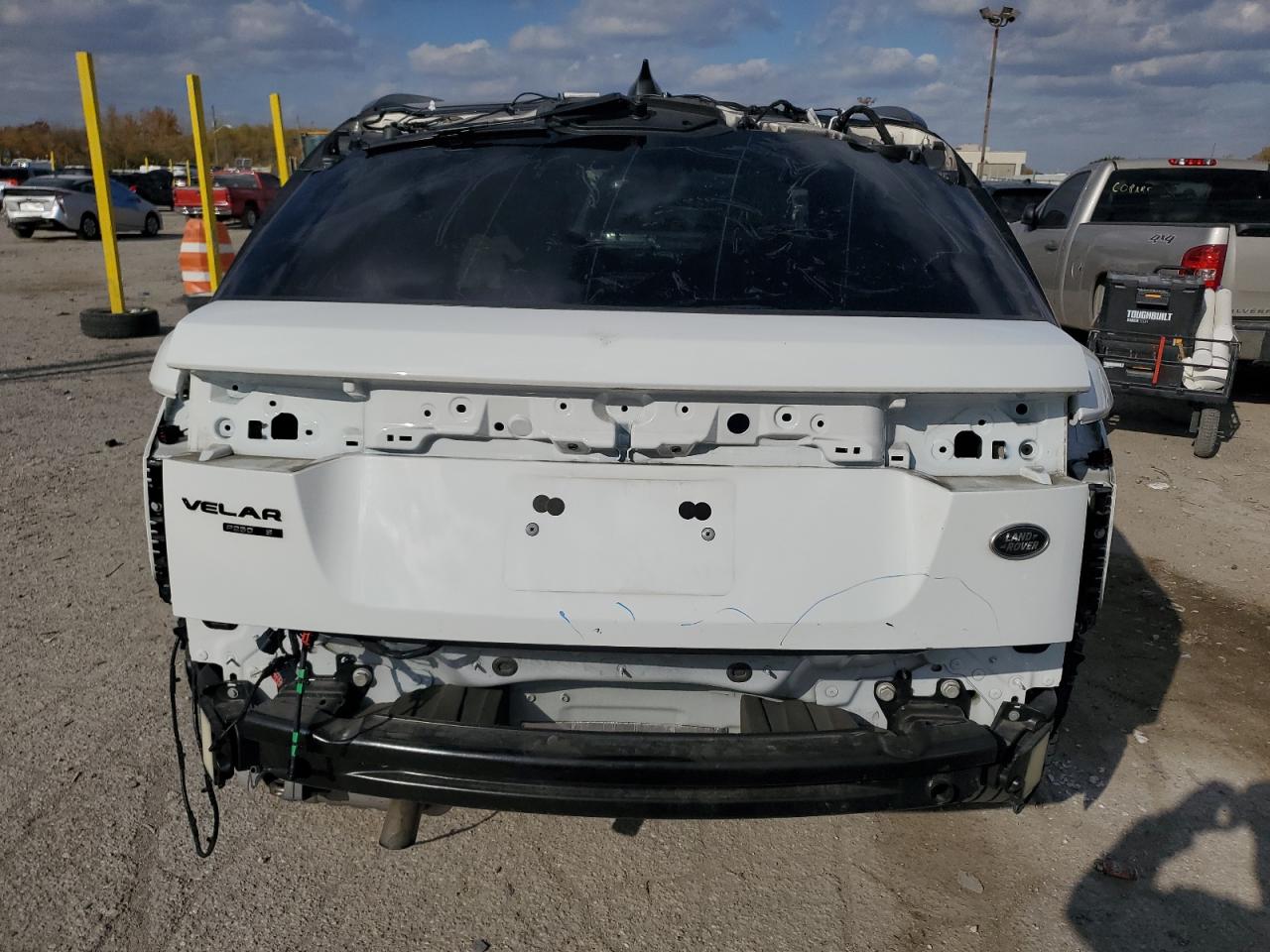 2020 Land Rover Range Rover Velar R-Dynamic S VIN: SALYK2EX7LA285477 Lot: 91052955