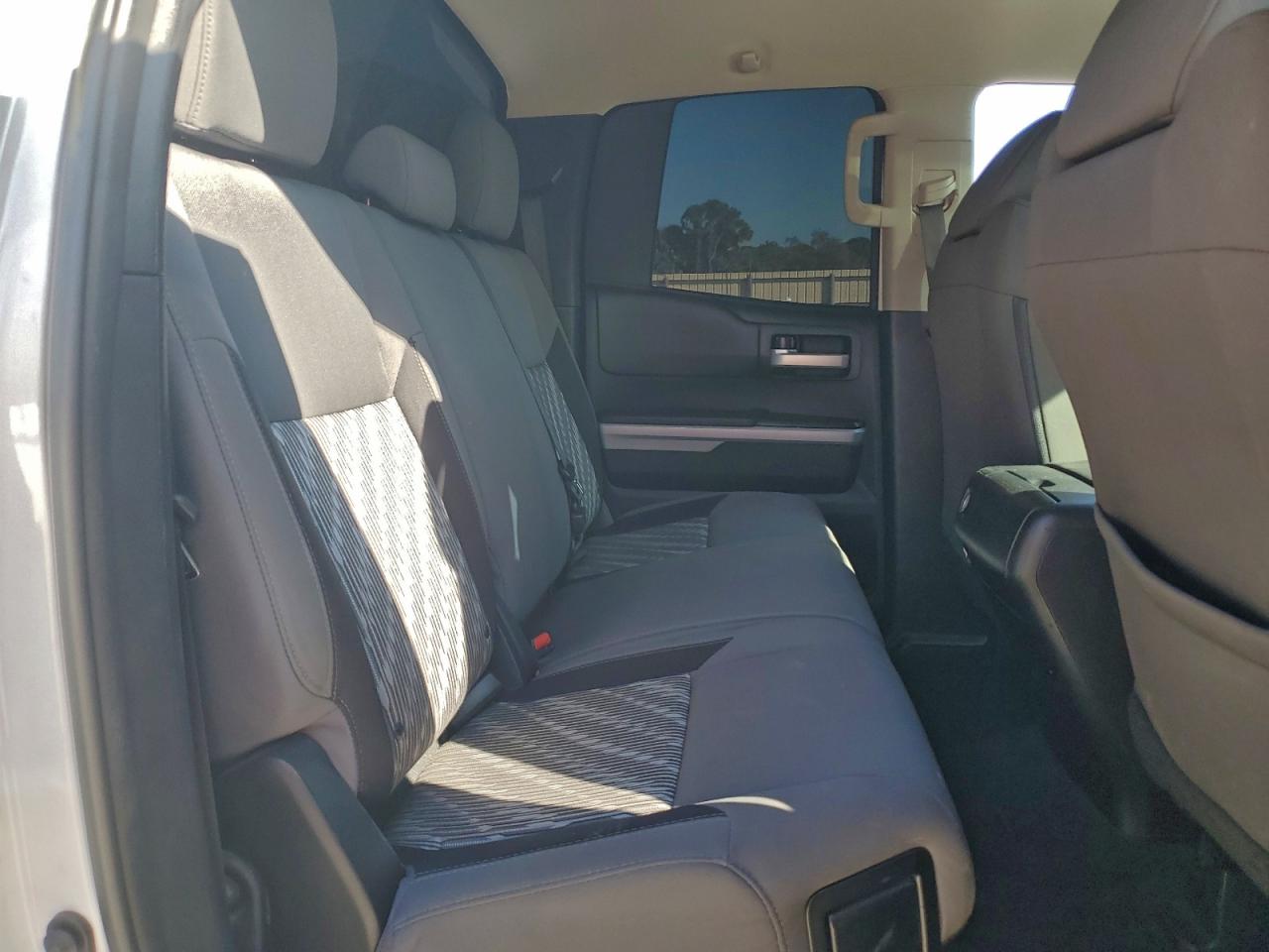 2019 Toyota Tundra Double Cab Sr VIN: 5TFRY5F16KX252729 Lot: 94142915