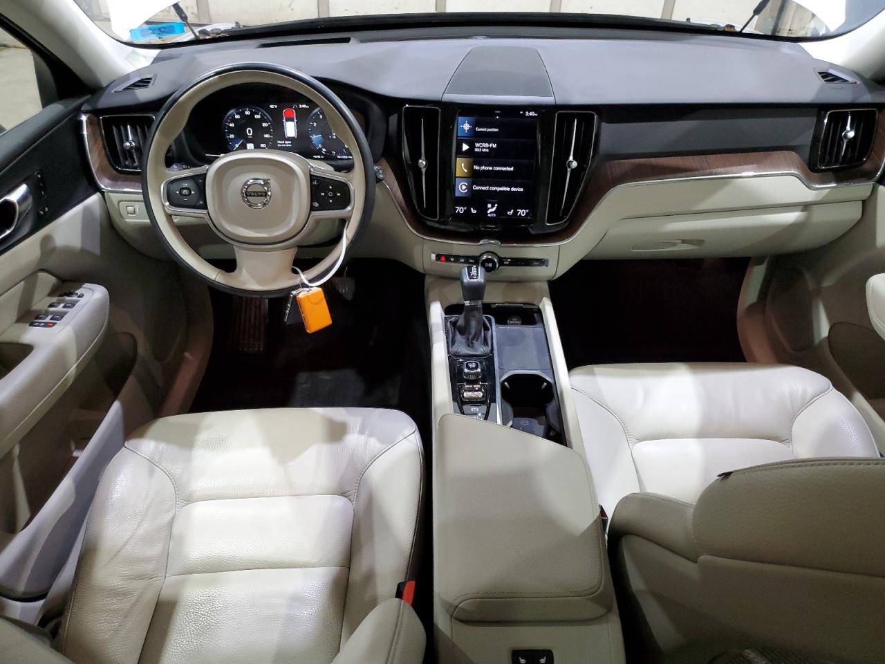 2021 Volvo Xc60 T5 Momentum VIN: YV4102RK2M1836300 Lot: 93134865