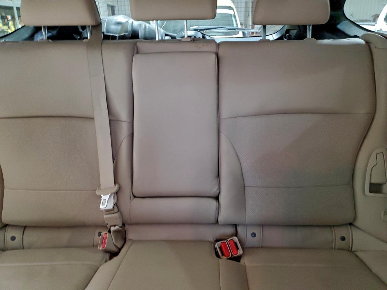 2017 Subaru Outback 2.5I Limited VIN: 4S4BSANC2H3373607 Lot: 92996285