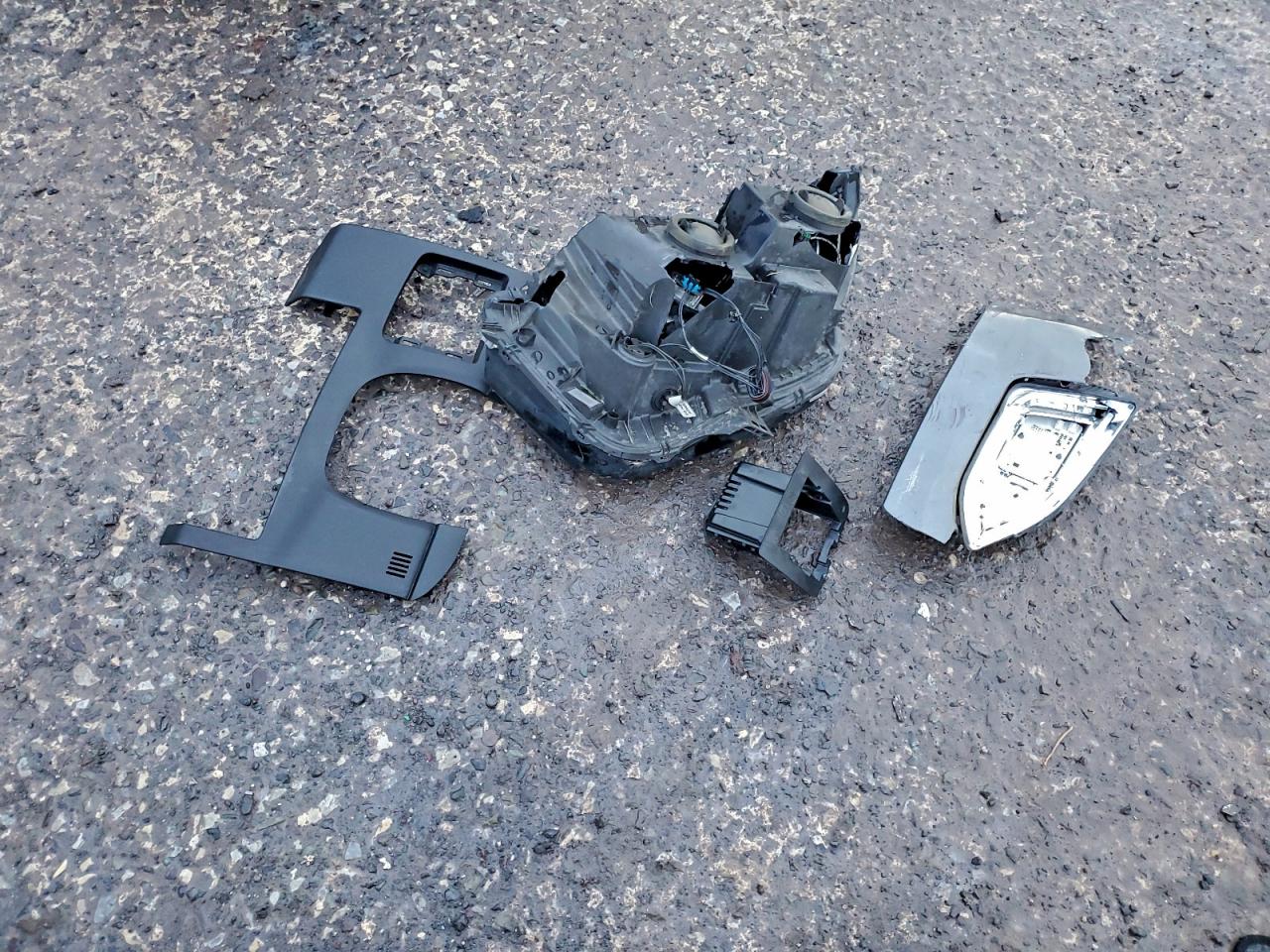 2015 Ford Edge Titanium VIN: 2FMTK4K8XFBB96128 Lot: 94576985