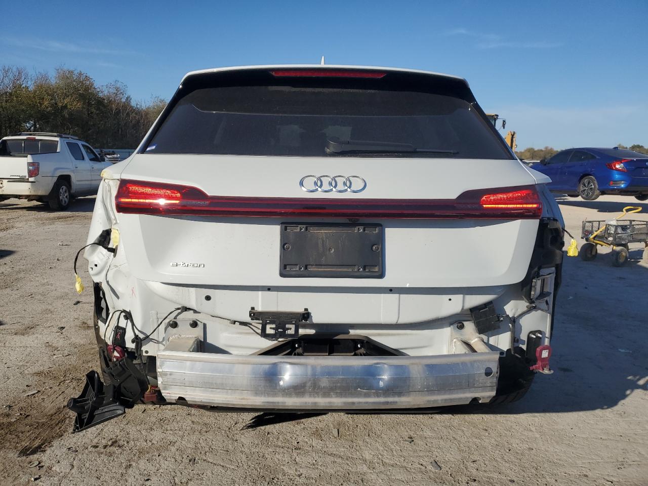 2019 Audi E-Tron Prestige VIN: WA1VABGEXKB011296 Lot: 90023235