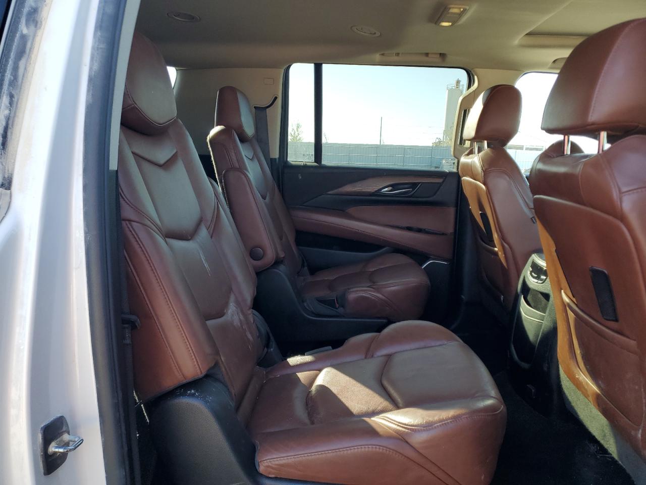 2018 Cadillac Escalade Esv Luxury VIN: 1GYS4HKJ0JR117179 Lot: 92224915