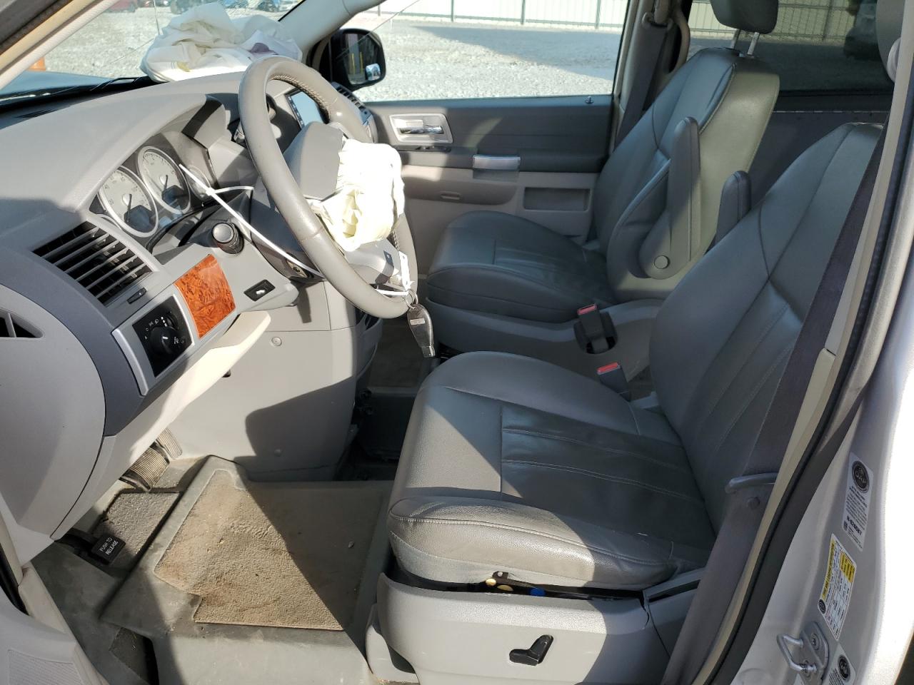 2008 Chrysler Town & Country Touring VIN: 2A8HR54P88R779509 Lot: 91803185