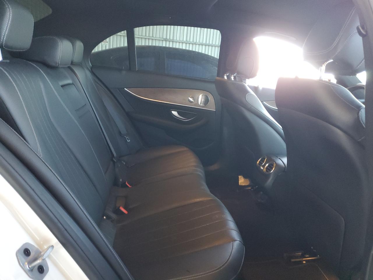 2021 Mercedes-Benz E 350 VIN: W1KZF8DB7MA939779 Lot: 91228365