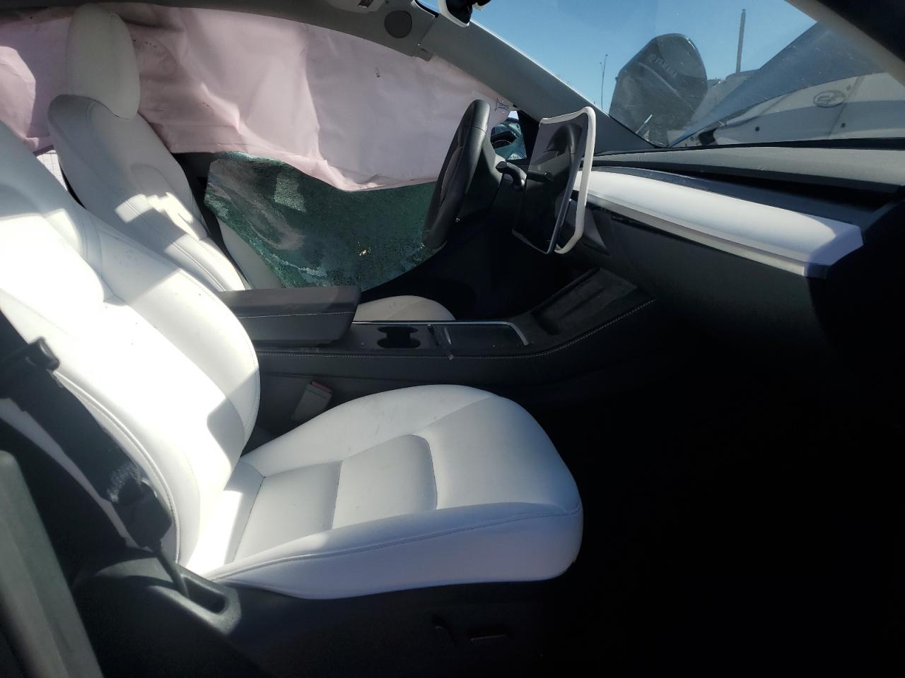 2023 Tesla Model Y VIN: 7SAYGDEE3PA158497 Lot: 92243255