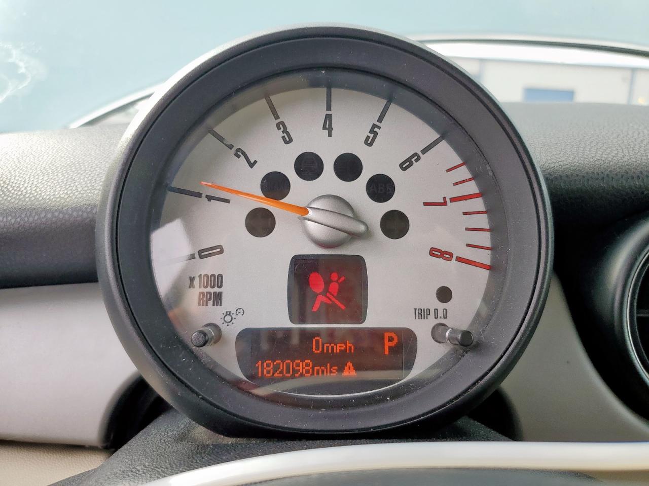 2011 Mini Cooper VIN: WMWSU3C5XBT253492 Lot: 93633435